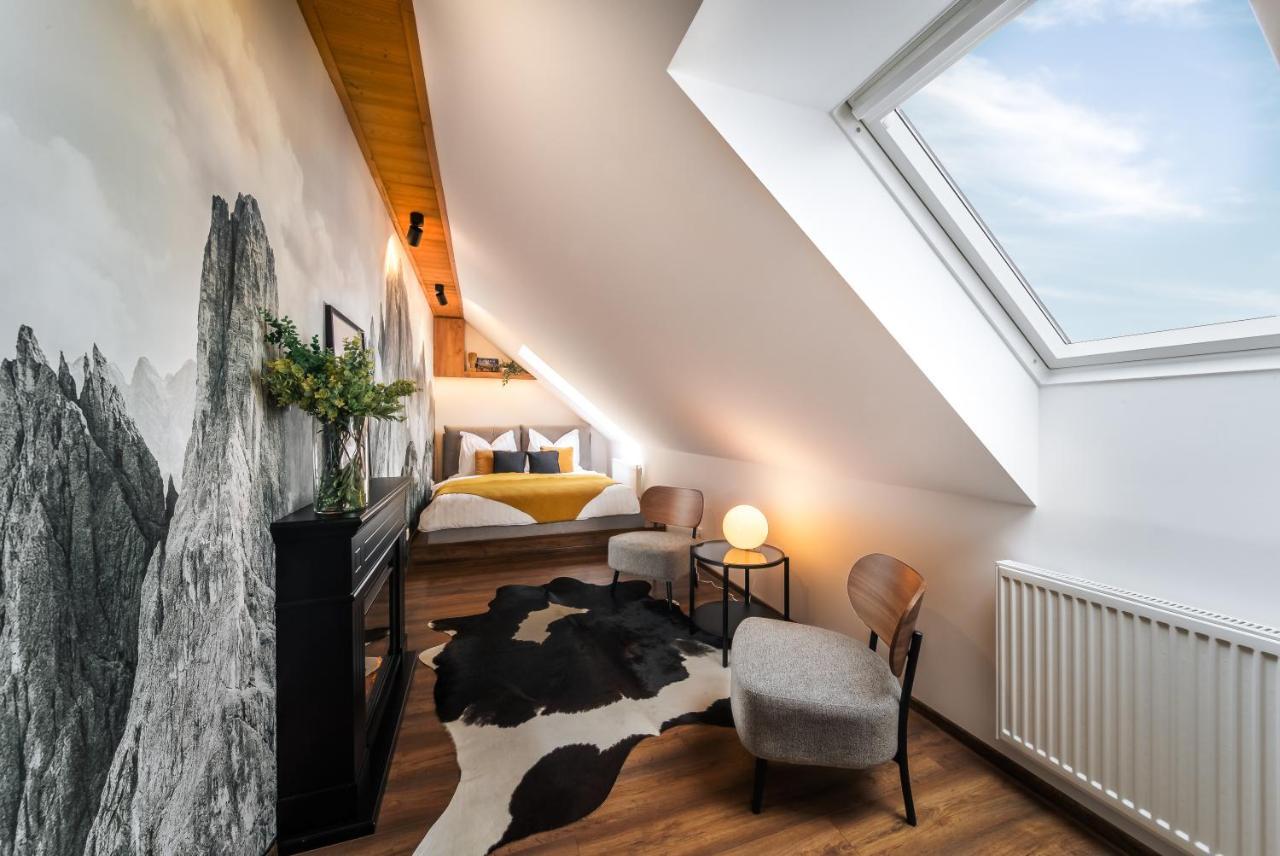 Cozy Mountain Attic Apartment In High Tatras Vel'ka Lomnica Exterior photo